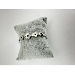 Gümüş Çicek Desenli Bileklik 